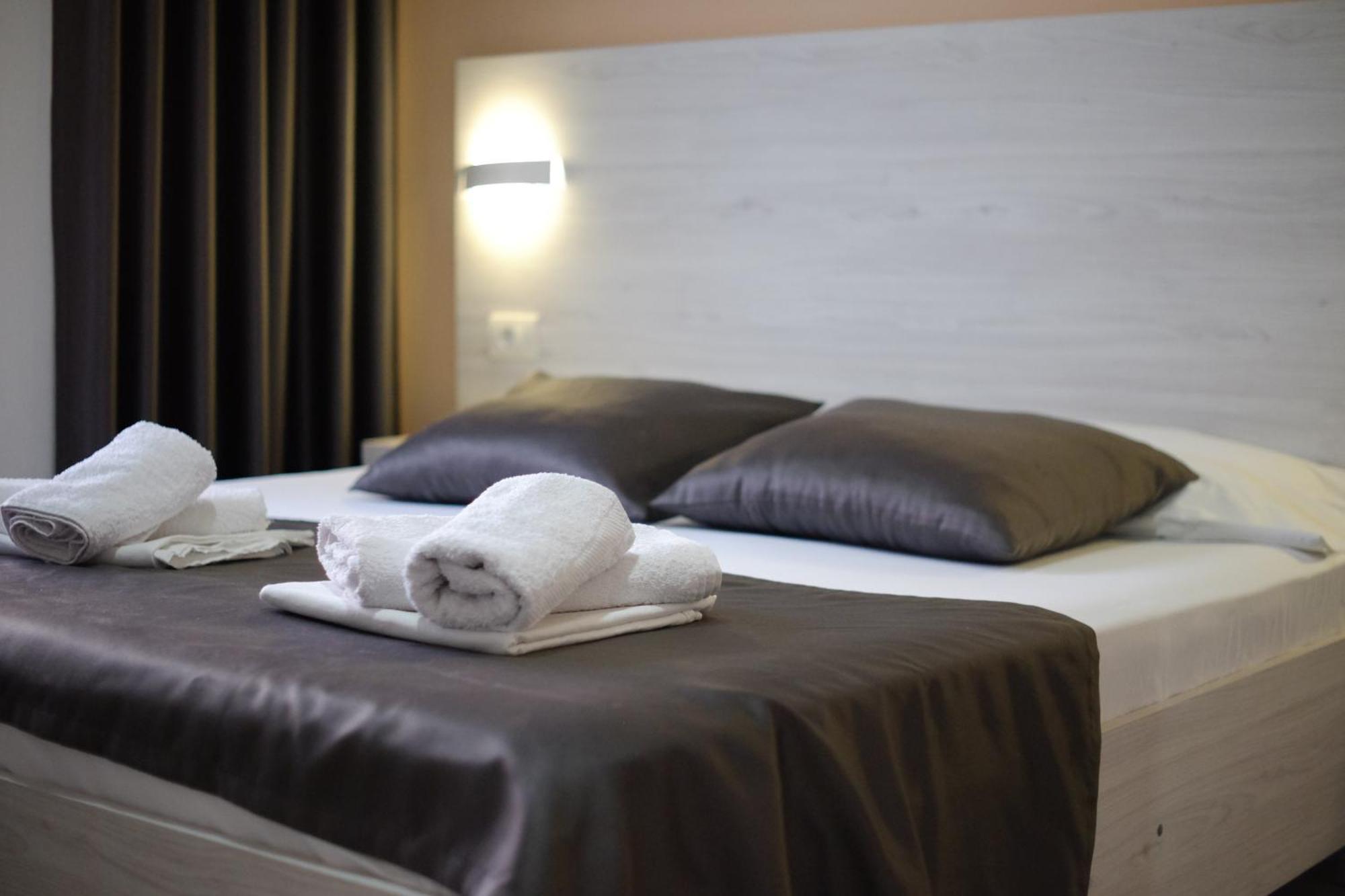 Molla Apartments Ulcinj Exterior photo